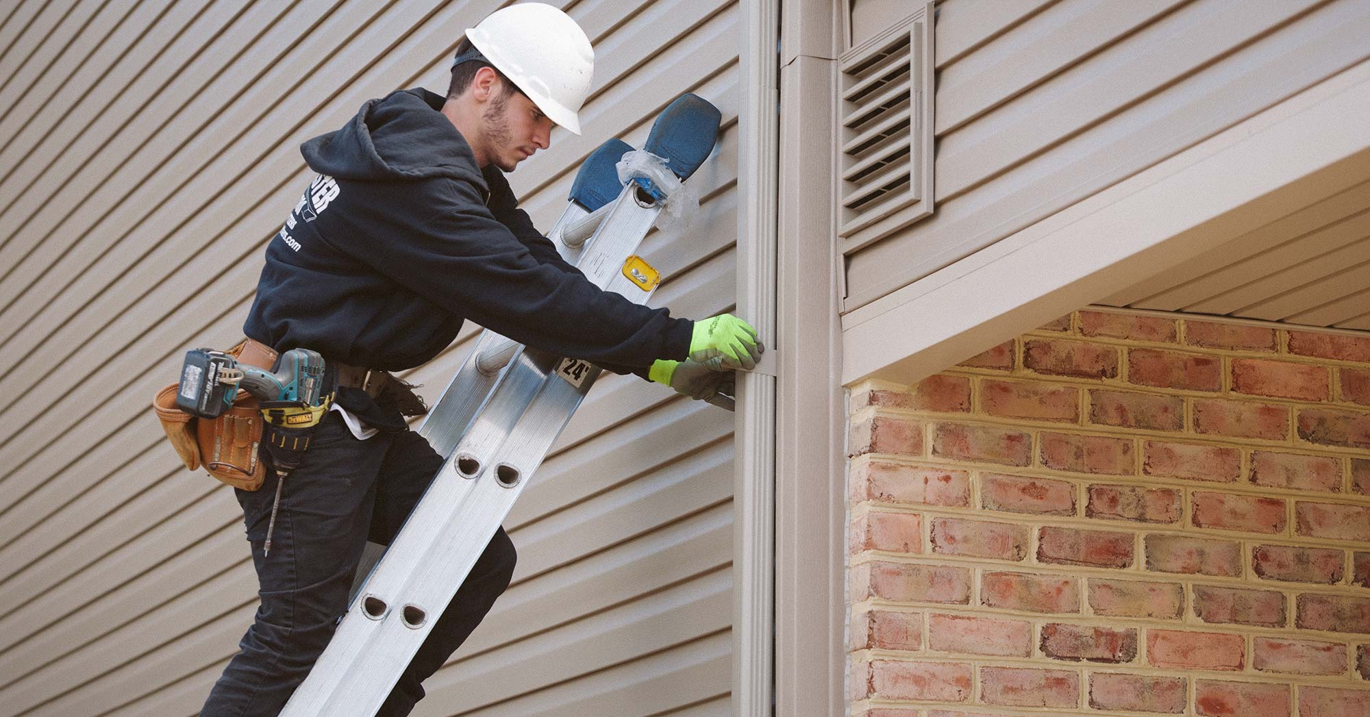 Gutter repair in London